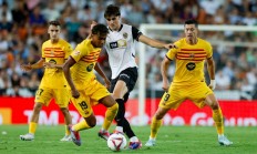 爱游戏官网网页版入口-包含西甲强强对话，巴萨vs瓦伦西亚实力对抗的词条