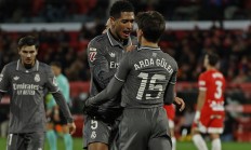 爱游戏网页版-包含赫罗纳客场不敌劲旅，遭遇失利的词条