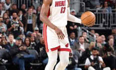 爱游戏入口-热火大胜活塞，保持不败纪录的简单介绍