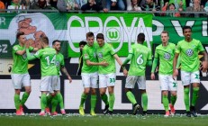 爱游戏入口-卡昂队球员表现出色，助球队赢得关键比赛的简单介绍