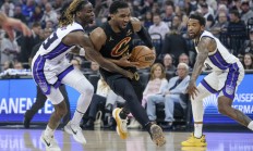 爱游戏官网入口-包含太阳队双杀湖人，晋级西部半决赛的词条