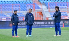 爱游戏体育平台-中超劲旅再战强队，冲刺胜利之路的简单介绍