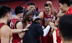 爱游戏app下载-山西男篮逆转贵州队成功晋级八强