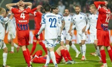 爱游戏在线登录-欧锦赛八分之一决赛战况激烈，热门球队出局的简单介绍