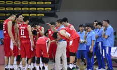 爱游戏体育地址-篮球职业联赛再掀狂潮，全国球迷热情喜迎(全国篮球职业联赛共12支篮球队参赛,实行主客场)