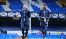 爱游戏官网-埃弗顿球员合练出现冲突，主教练陷入困境