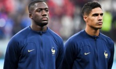 爱游戏体育下载-法国队备战期间发生意外，球员集体感冒的简单介绍