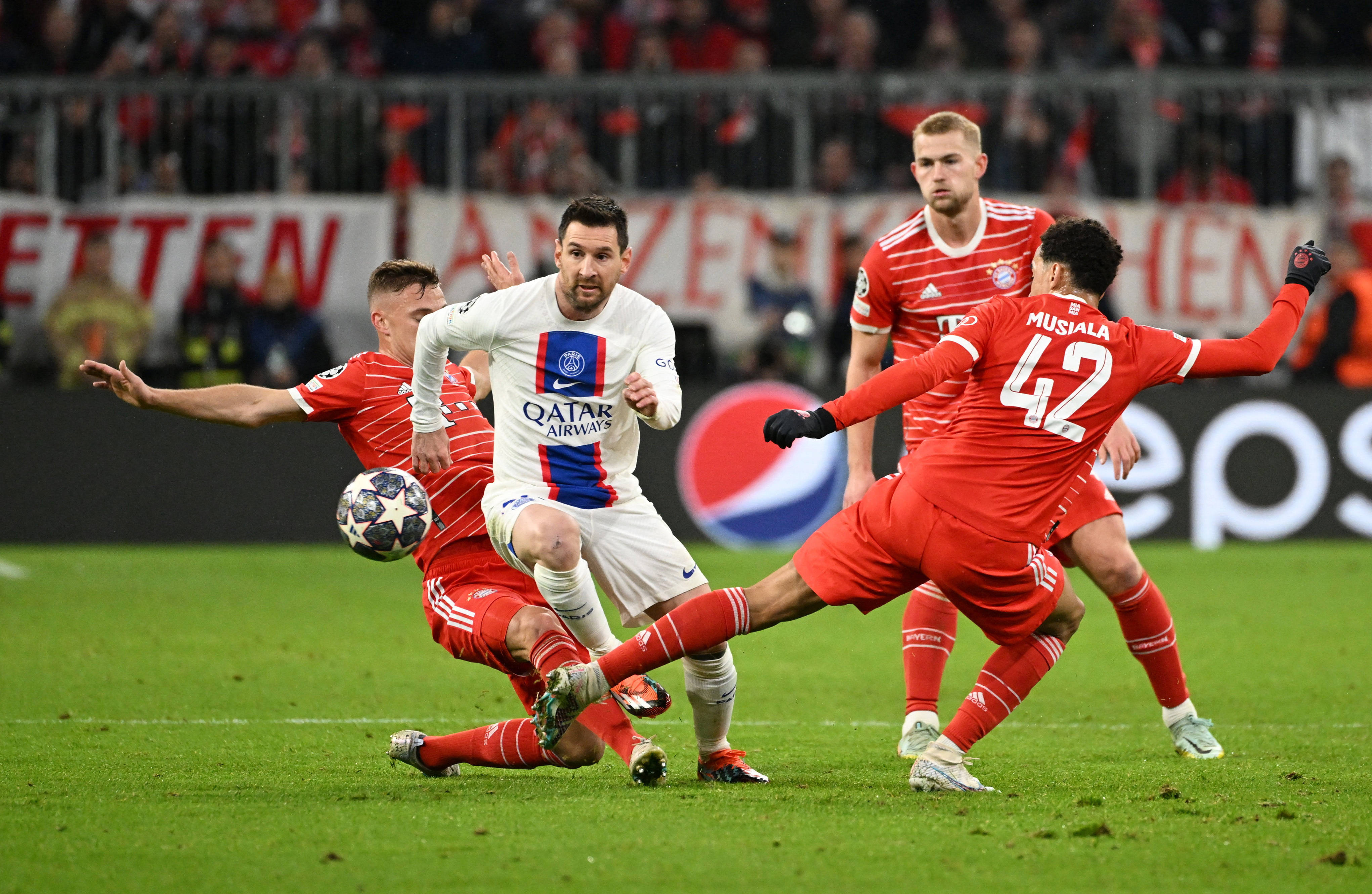 关于拜仁慕尼黑夺冠欧冠决赛，迈进决定性考验的信息