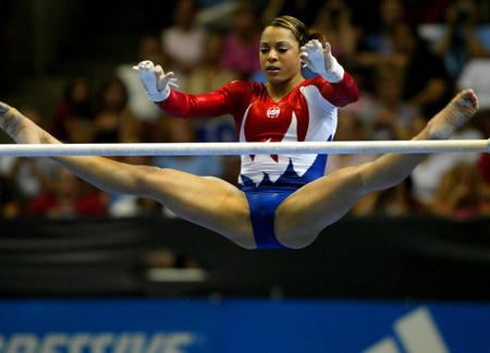 包含美国体操队士气高涨,连胜不断的词条 包含美国体操队士气高涨,连胜不断的词条