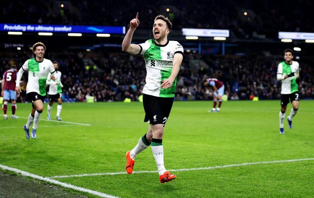 伯恩利客场不敌利物浦,遭遇连败的简单介绍 伯恩利客场不敌利物浦,遭遇连败的简单介绍