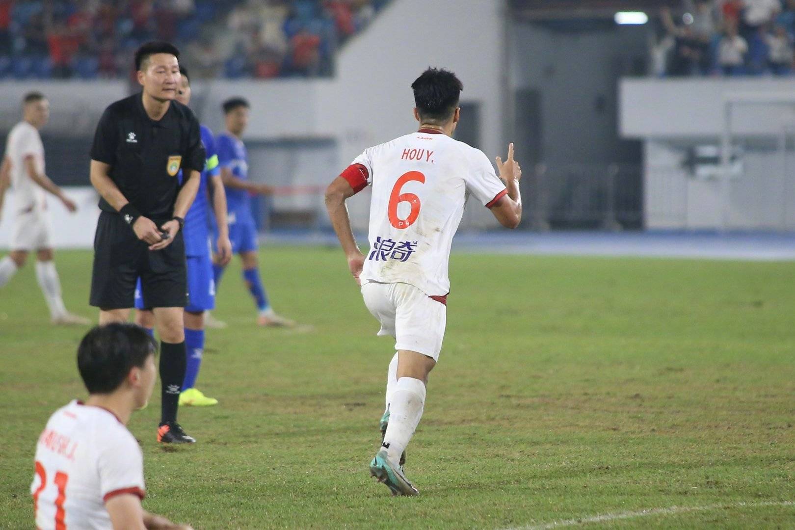 广州队实现逆袭，一举击败劲敌的简单介绍