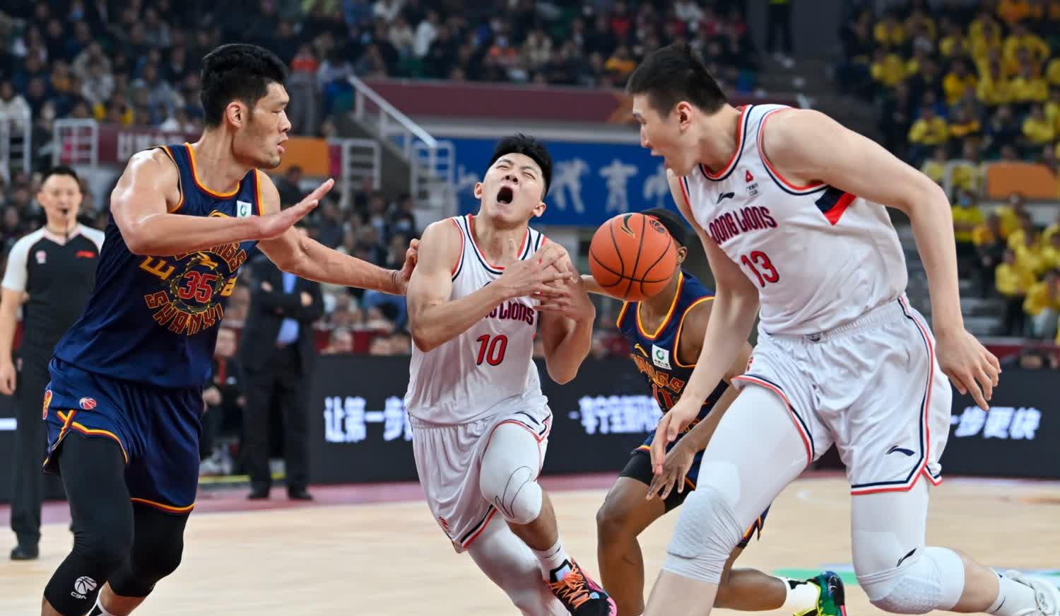 广州队实现逆袭，一举击败劲敌的简单介绍