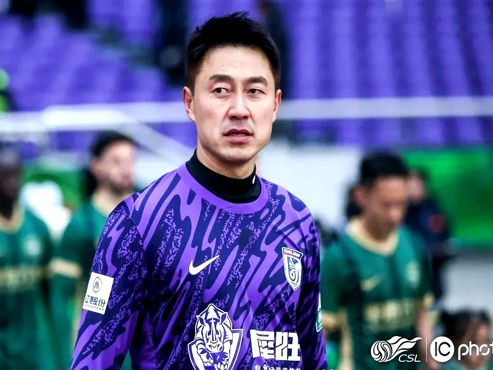 大连队晋级总决赛,将与对手展开激烈争夺(大连赛区已完成检测836人,其中包含球队球员教练组) 大连队晋级总决赛,将与对手展开激烈争夺(大连赛区已完成检测836人,其中包含球队球员教练组)