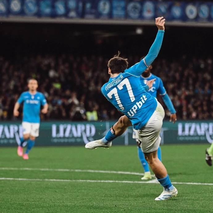 包含那不勒斯客场小胜都灵赛季开门红的词条