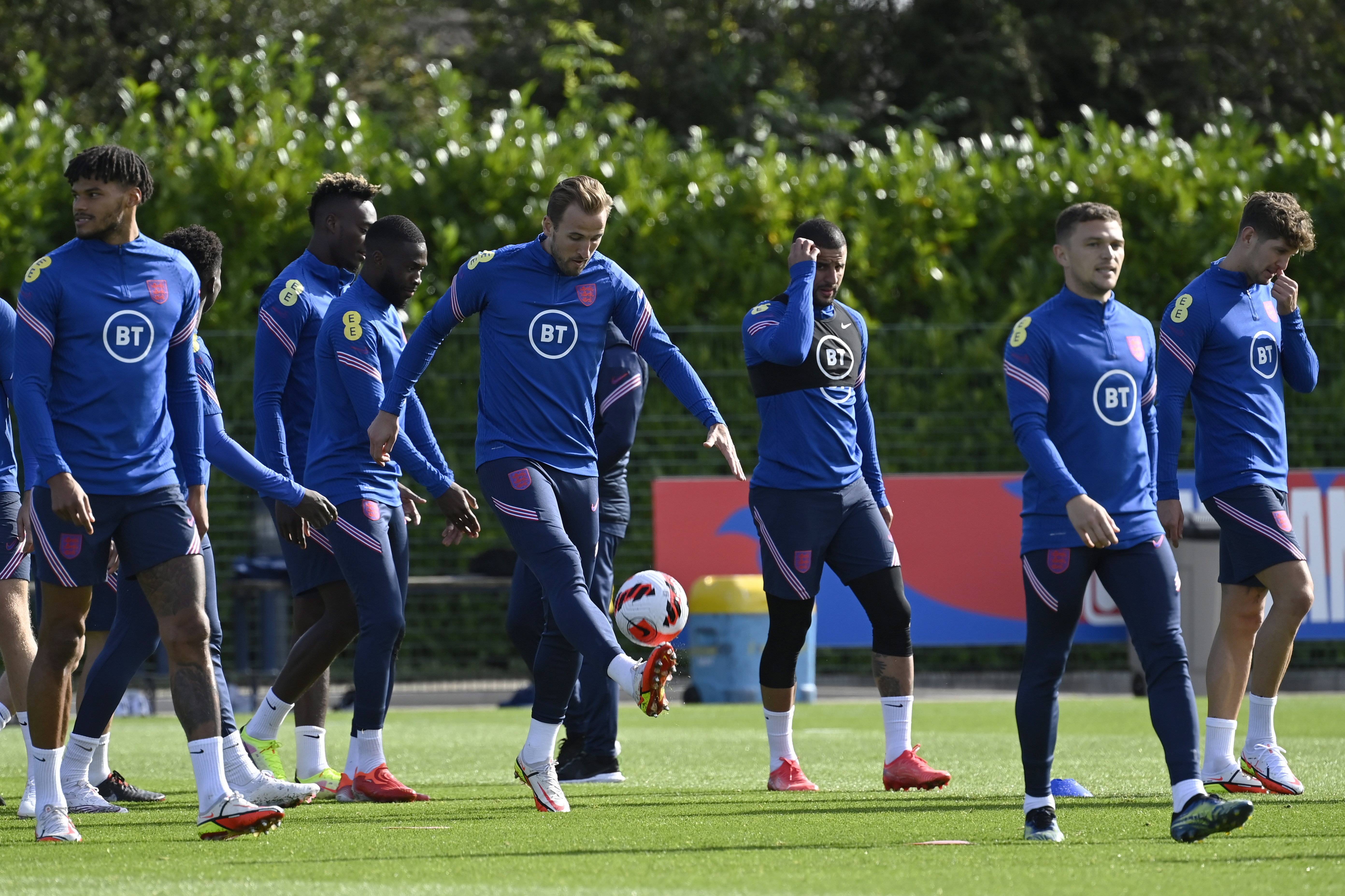 球员们已经开始备战下一个足球赛季的比赛 球员们已经开始备战下一个足球赛季的比赛