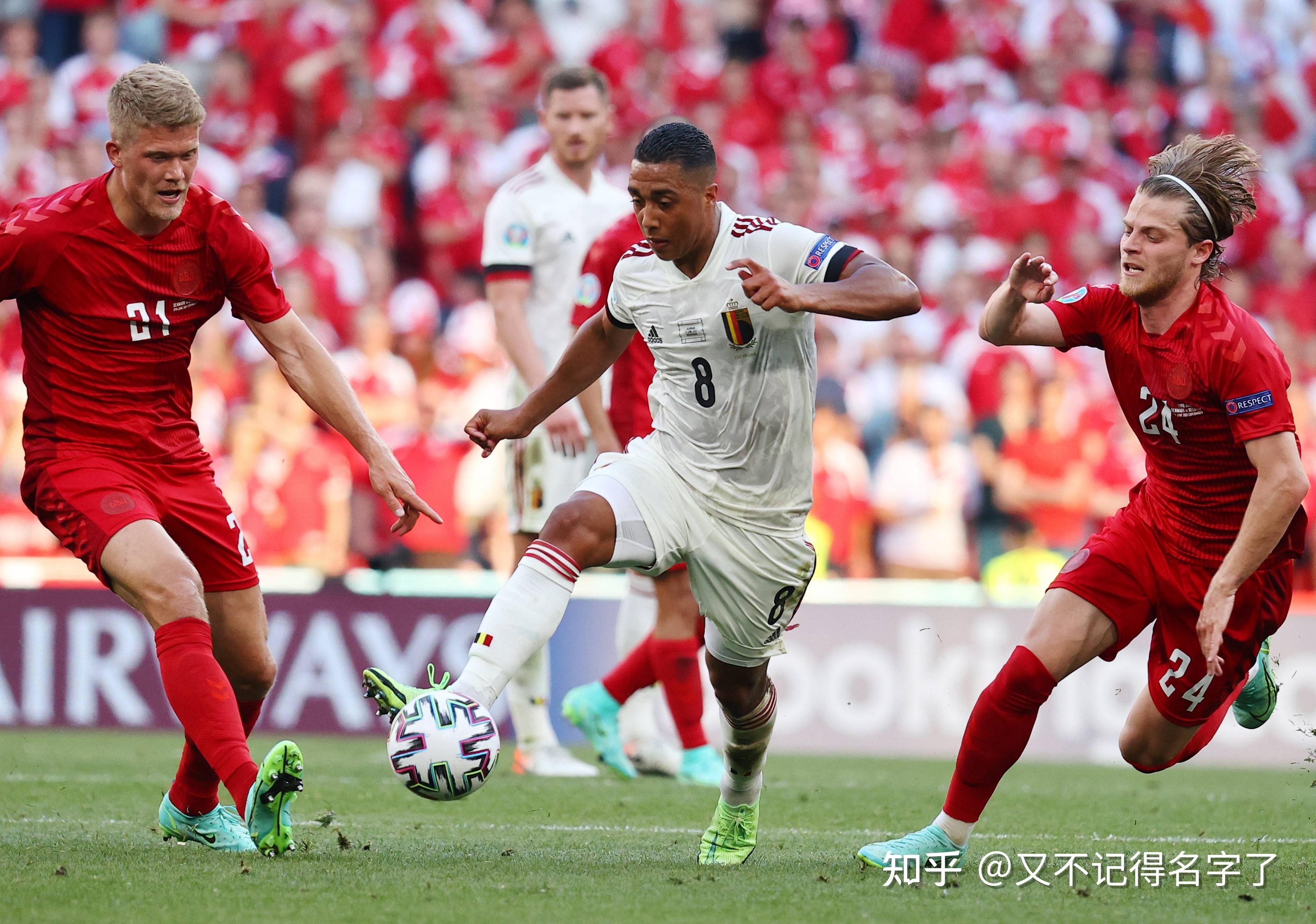 欧洲杯预选赛精彩绝伦,胜负难预测 欧洲杯预选赛精彩绝伦,胜负难预测