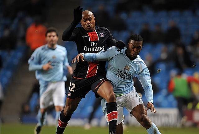 里昂遭遇惨败,晋级前景蒙上阴影的简单介绍 里昂遭遇惨败,晋级前景蒙上阴影的简单介绍