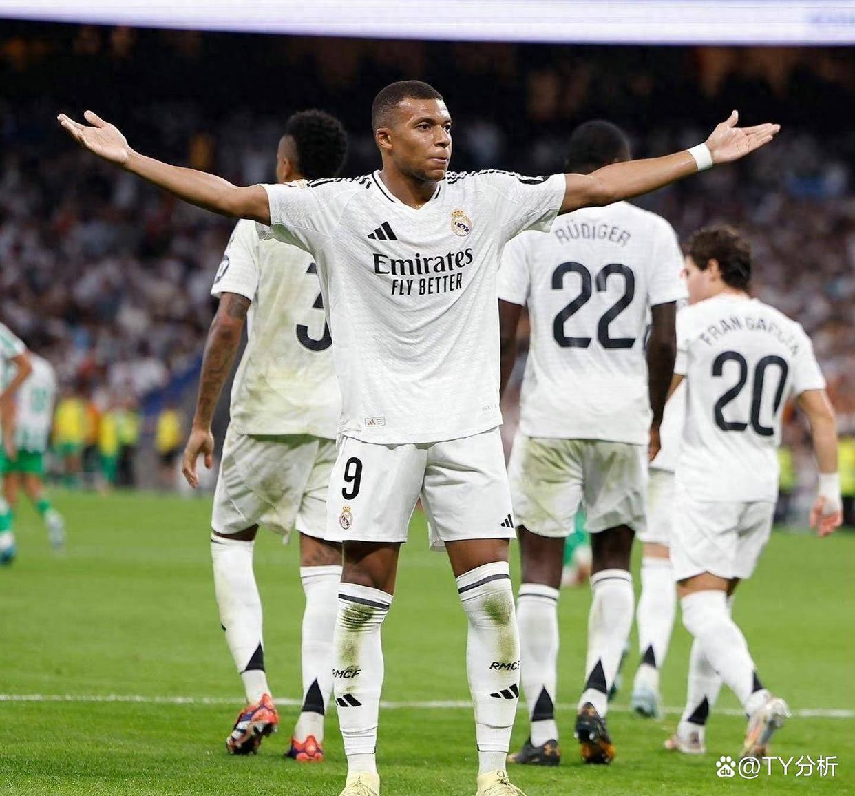 关于皇家马德里客场逆风,西甲劲旅攻守有余的信息 关于皇家马德里客场逆风,西甲劲旅攻守有余的信息