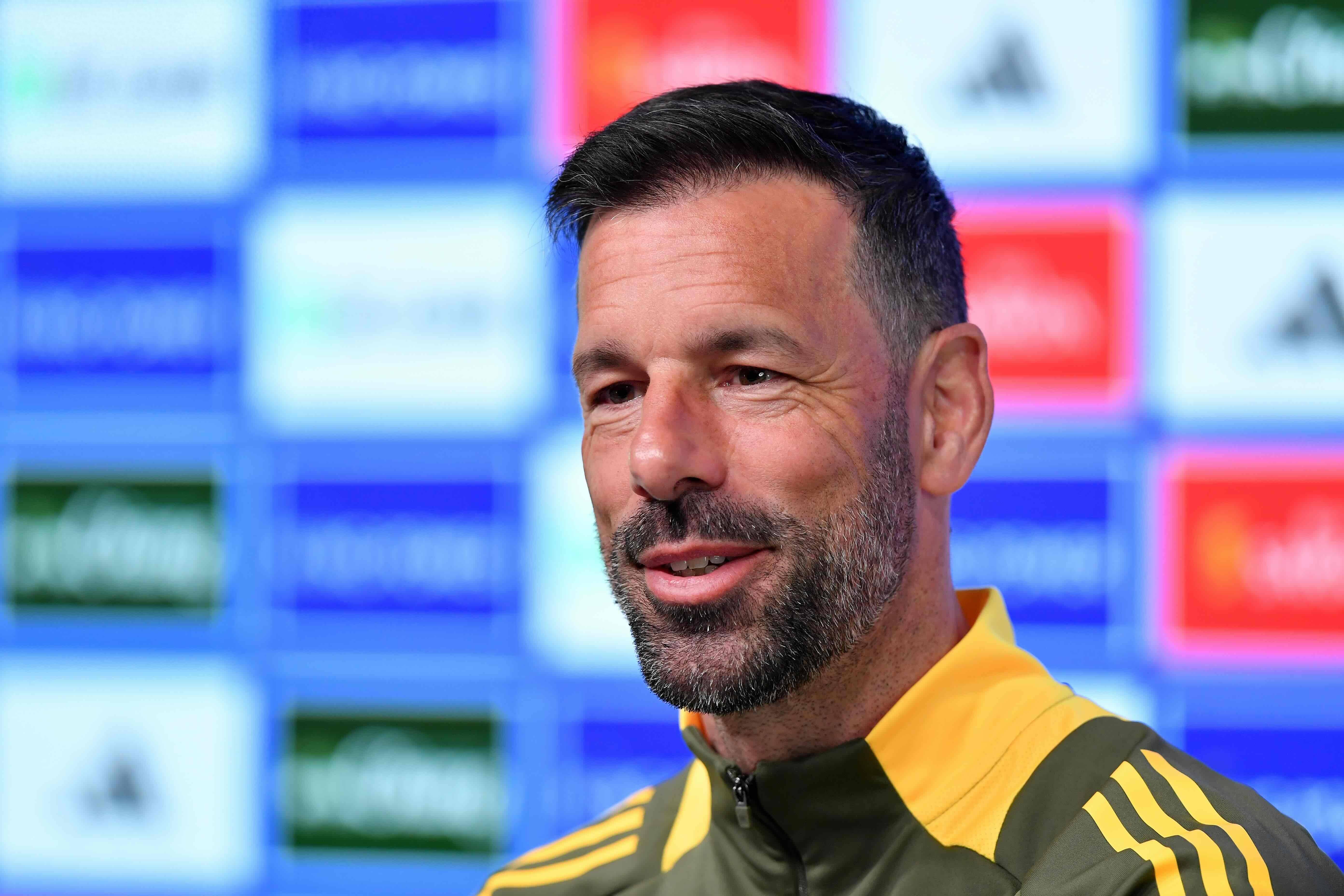 关于阿根廷国脚表现出色,帮助球队轻取胜利的信息 关于阿根廷国脚表现出色,帮助球队轻取胜利的信息