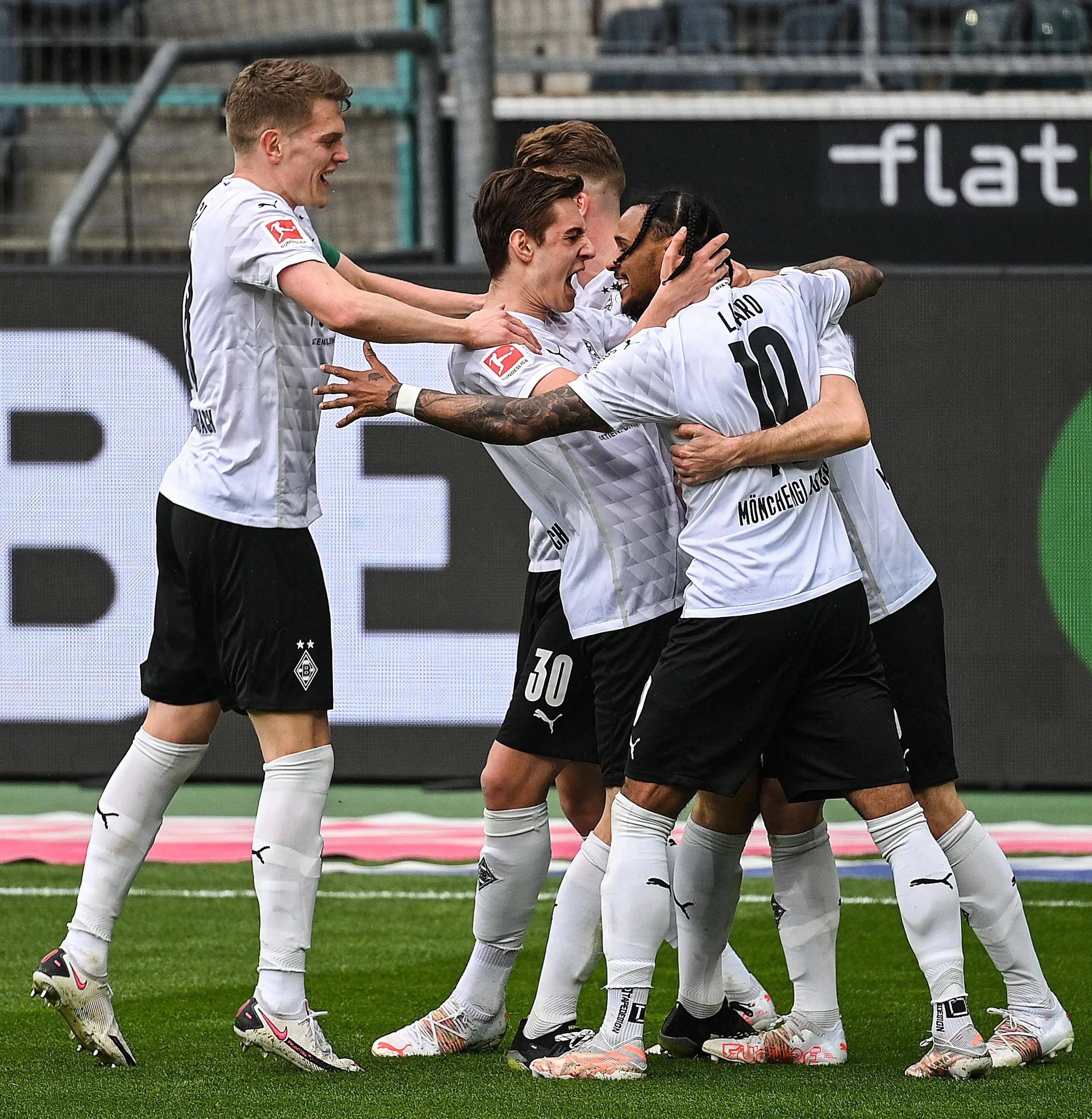 比利亚雷亚尔主场胜皇家马德里:实现主场凯旋的简单介绍 比利亚雷亚尔主场胜皇家马德里:实现主场凯旋的简单介绍