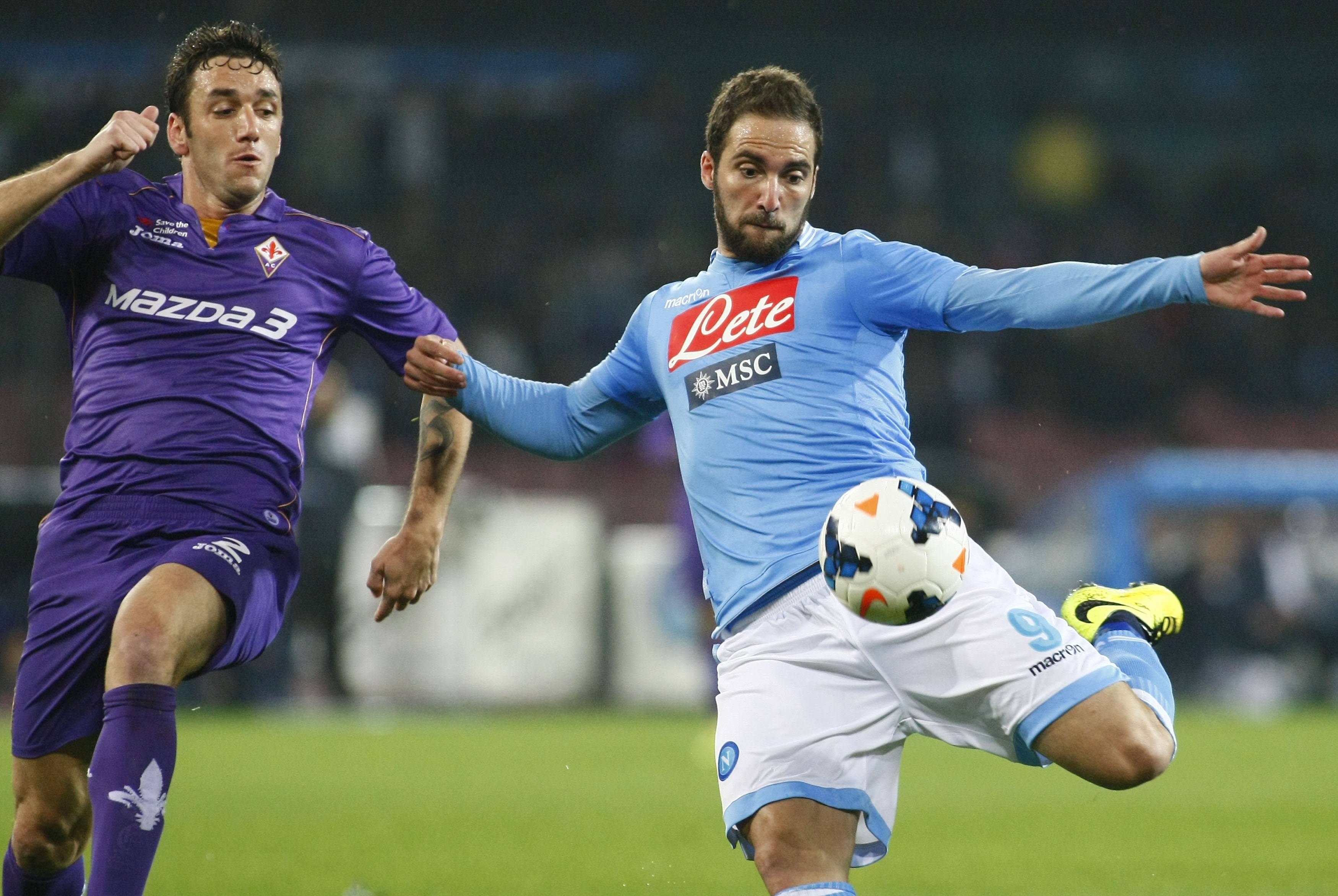 佛罗伦萨球员参加慈善足球赛 佛罗伦萨球员参加慈善足球赛