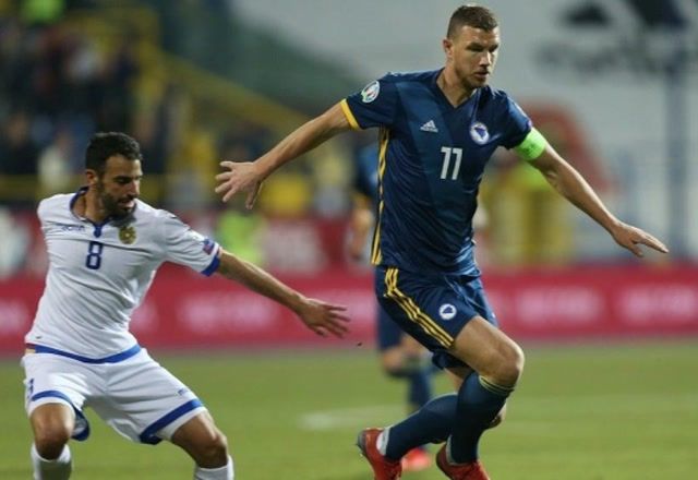 关于冰岛队在欧预赛中大胜一场，晋级前景一片光明的信息