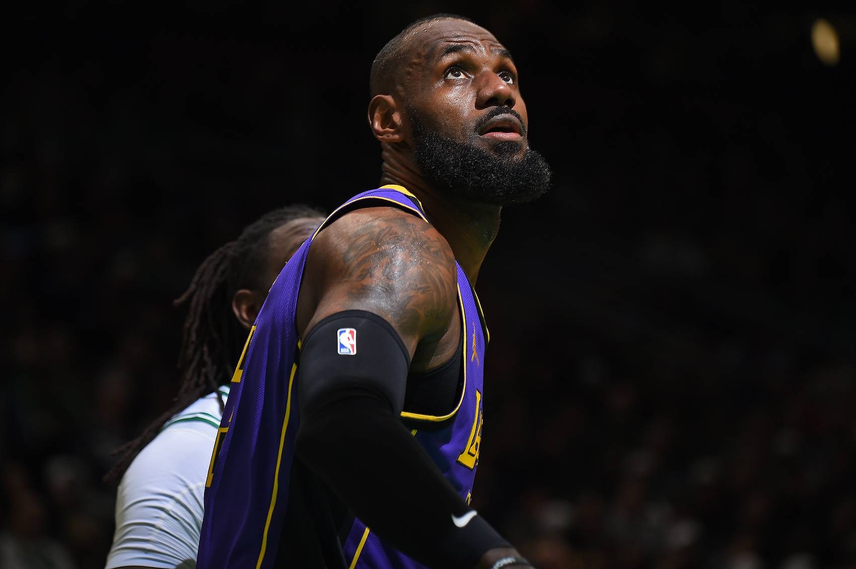 NBA球队战绩逆转,球员实力逐渐显露的简单介绍 NBA球队战绩逆转,球员实力逐渐显露的简单介绍