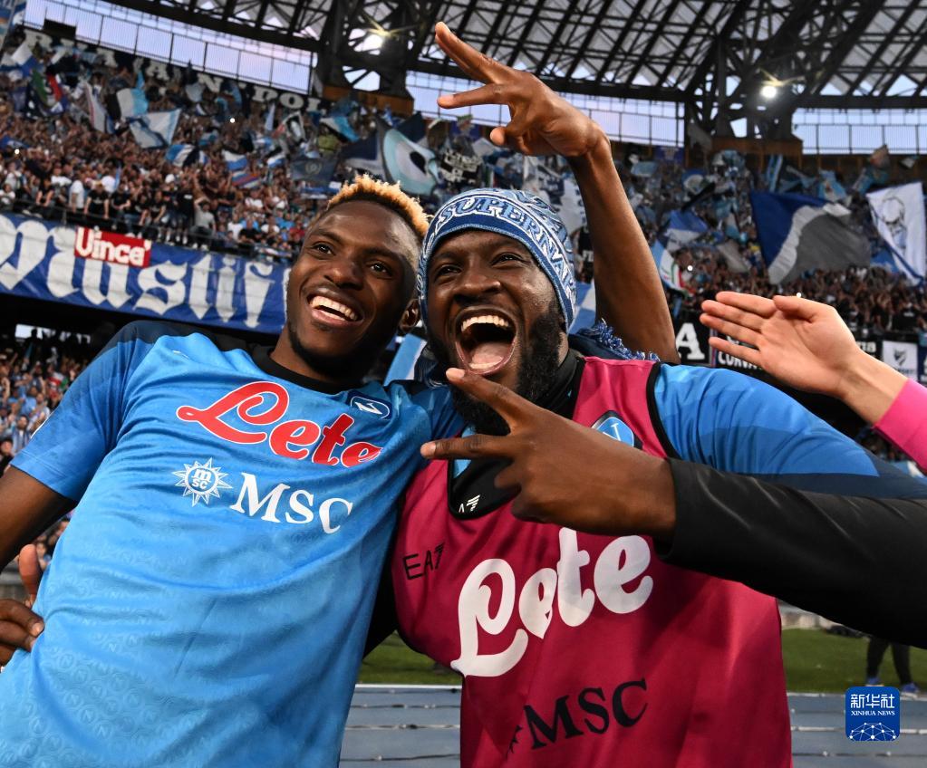 那不勒斯挑战佛罗伦萨,谁将成为最终赢家?的简单介绍 那不勒斯挑战佛罗伦萨,谁将成为最终赢家?的简单介绍