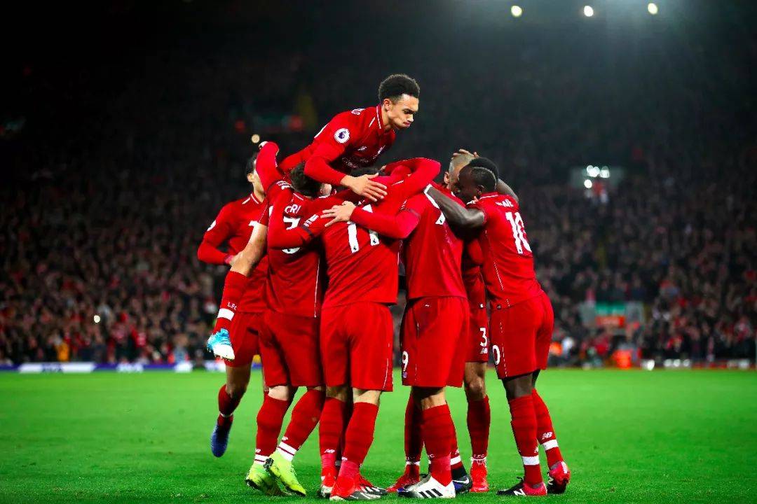 罗马客场逆转萨索洛,争冠形势稍见缓解的简单介绍 罗马客场逆转萨索洛,争冠形势稍见缓解的简单介绍