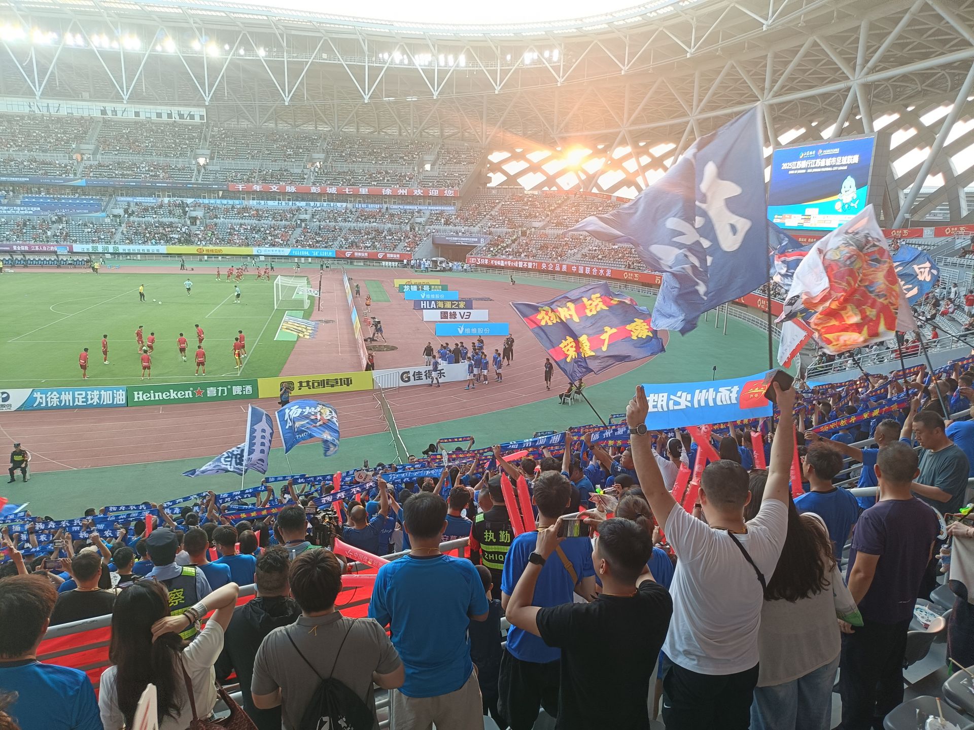 永不放弃！球队发扬斗志战胜对手