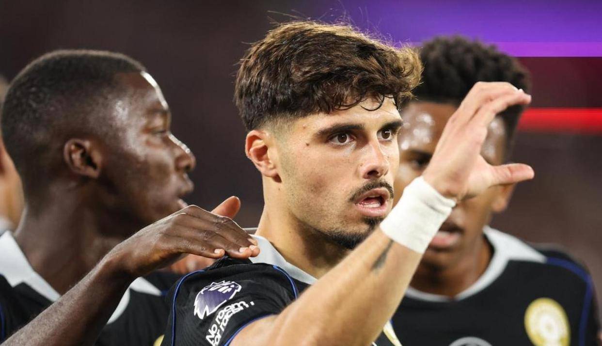 包含切尔西球队签下法国年轻天才的词条