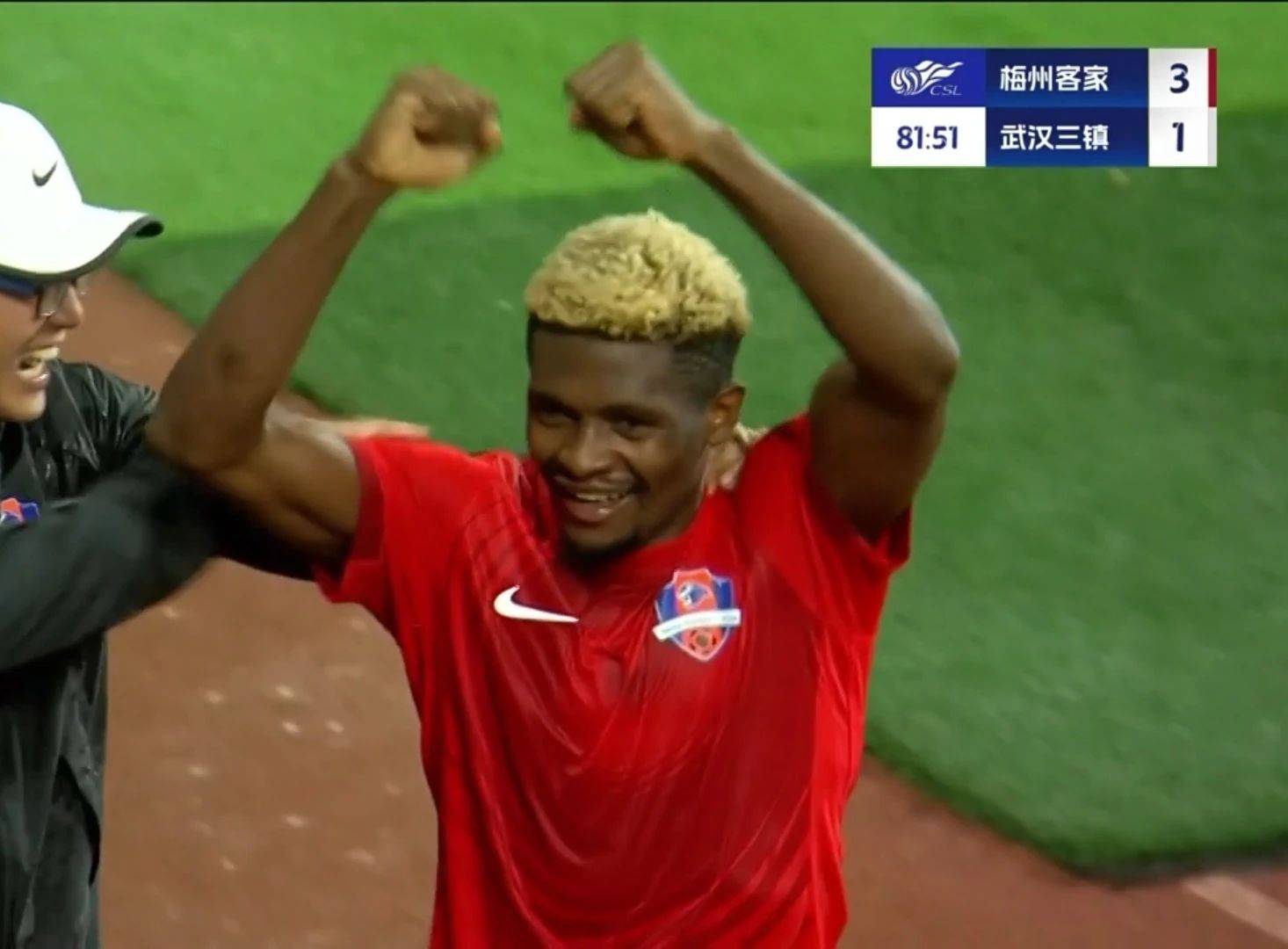 喀麦隆队表现低迷，小组赛遇挫的简单介绍