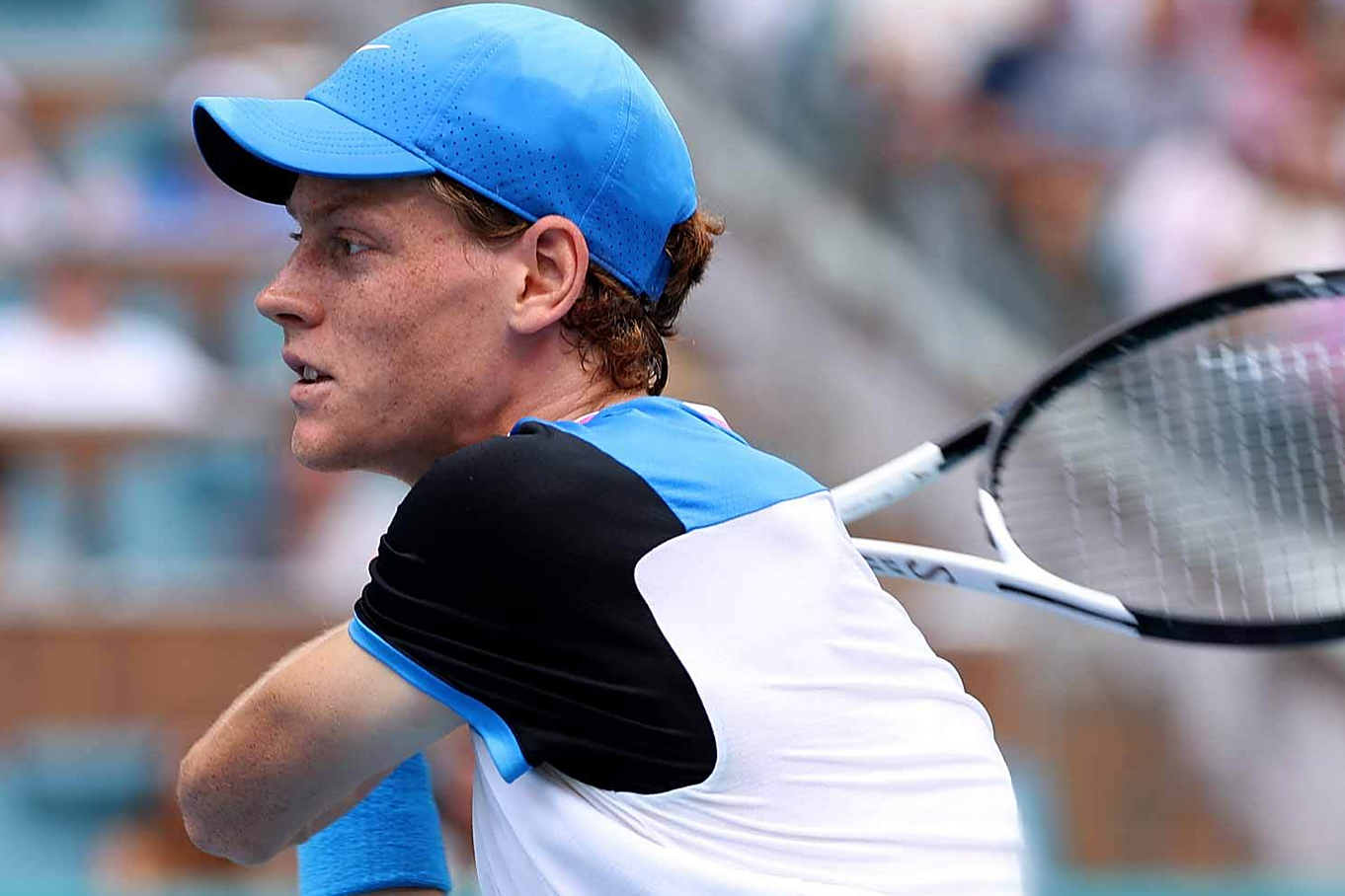 南美洲篮球锦标赛半决赛激战，强者胜出