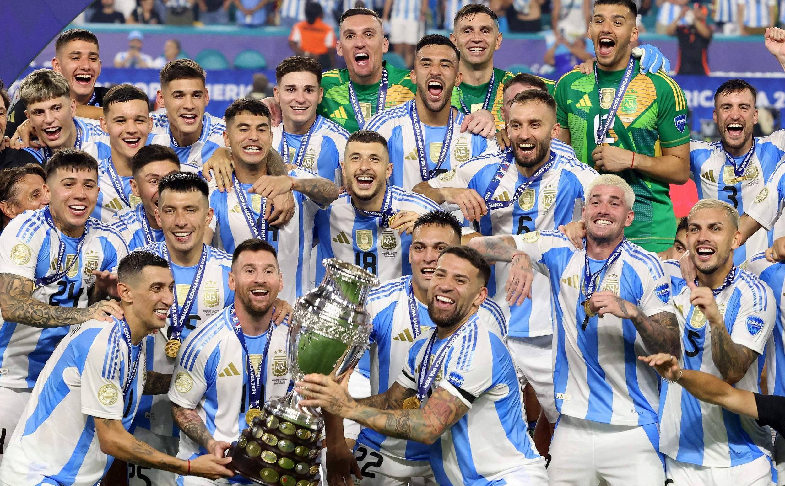 秘鲁国家队备战美洲杯勇争冠军