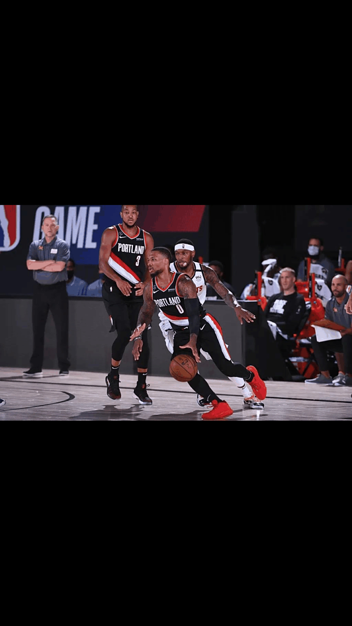 开拓者大胜魔术,利拉德全场表现出色 开拓者大胜魔术,利拉德全场表现出色