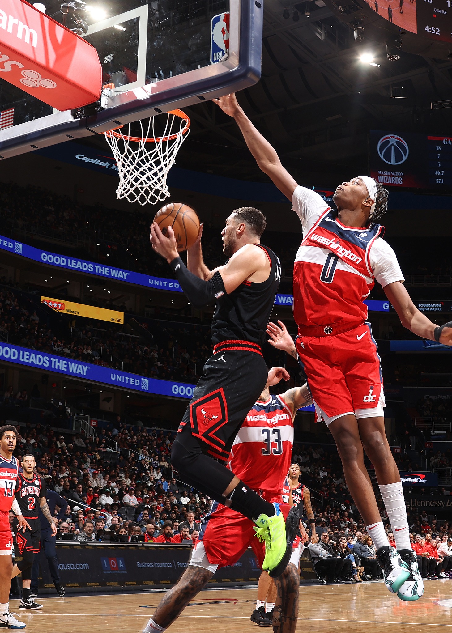 公牛队遭遇活塞队,战胜乔治16分的简单介绍 公牛队遭遇活塞队,战胜乔治16分的简单介绍