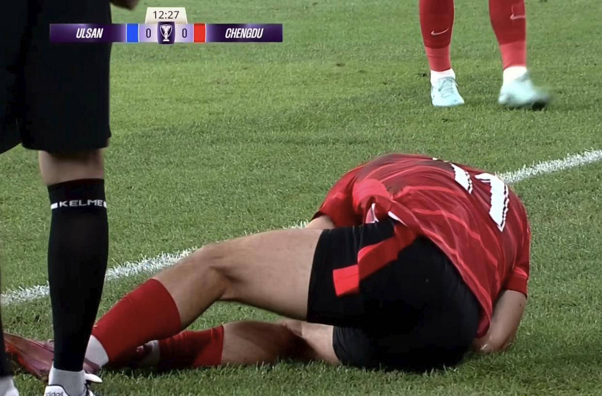 中锋球员受伤无法参加冠军联赛,球队困境 中锋球员受伤无法参加冠军联赛,球队困境