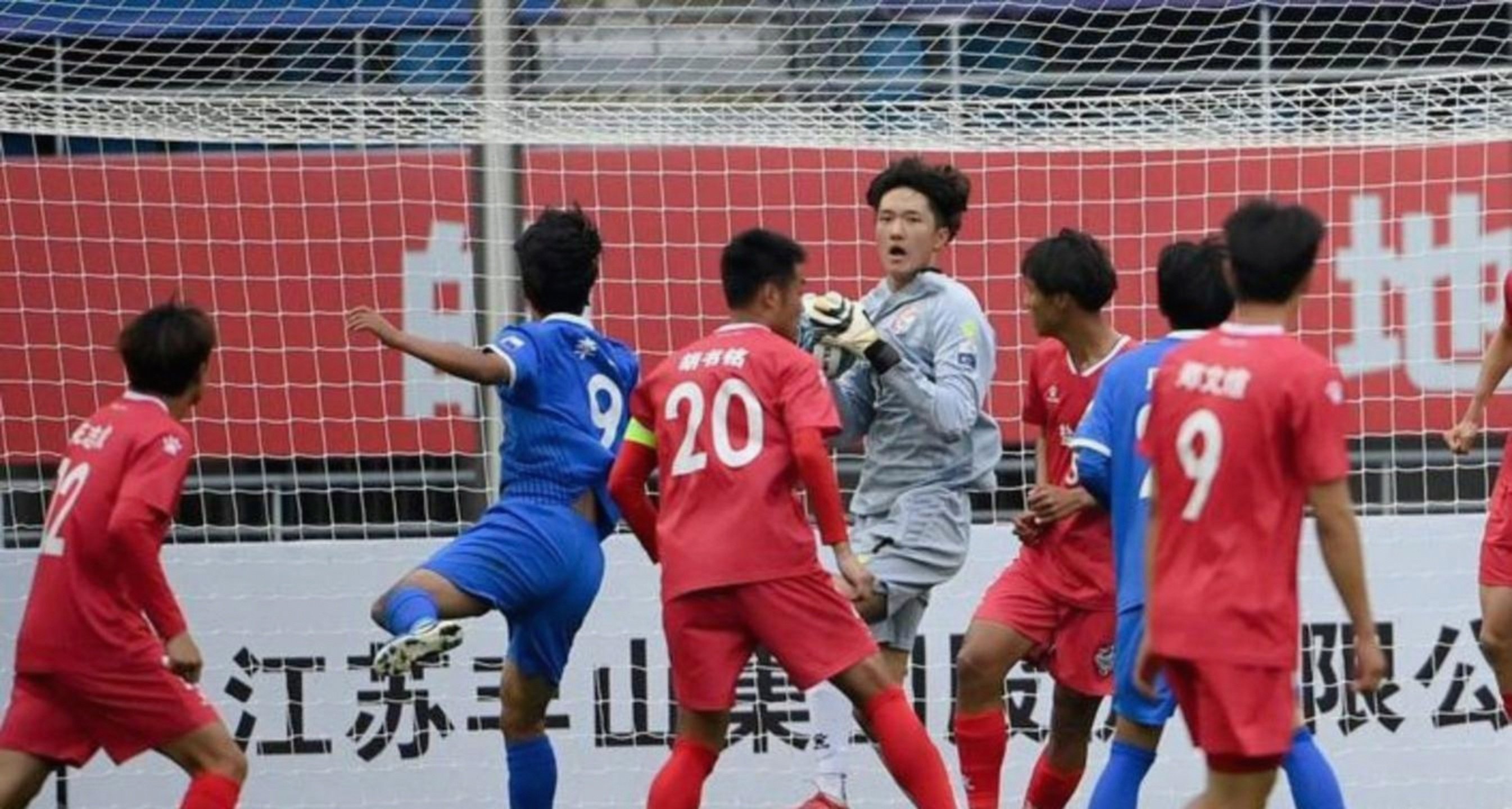 双方战绩不俗,对决将引发球迷热议的简单介绍 双方战绩不俗,对决将引发球迷热议的简单介绍