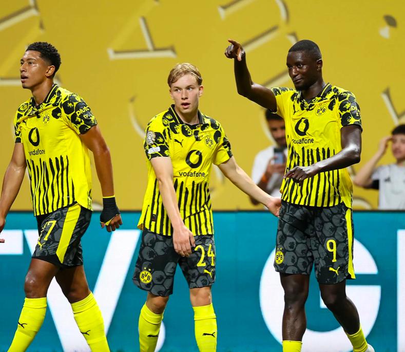 巴黎FC客场逆转斯特拉斯堡，取得胜利