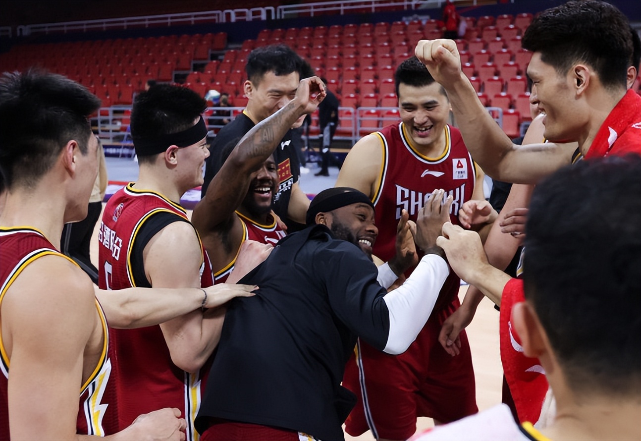 山西男篮逆转贵州队成功晋级八强